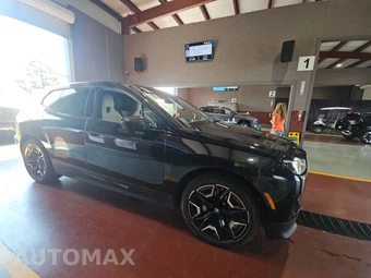 2024 BMW iX Sports Activity Vehicle xDrive50 - miniatura 3