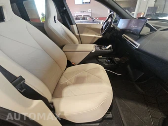 2024 BMW iX Sports Activity Vehicle xDrive50 - miniatura 8