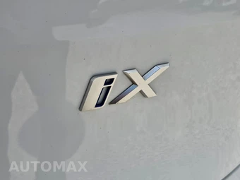 2024 BMW iX Sports Activity Vehicle xDrive50 - miniatura 10