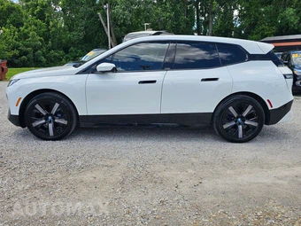 2024 BMW iX Sports Activity Vehicle xDrive50 - miniatura 2