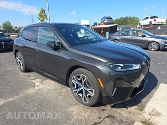 2024 BMW iX Sports Activity Vehicle xDrive50 - miniatura 3
