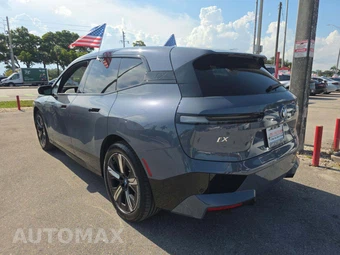 2024 BMW iX Sports Activity Vehicle xDrive50 - miniatura 2