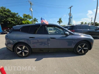 2024 BMW iX Sports Activity Vehicle xDrive50 - miniatura 4