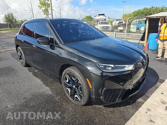 2024 BMW iX Sports Activity Vehicle xDrive50 - miniatura 3