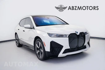 2024 BMW iX Sports Activity Vehicle xDrive50 - samochód z USA z aukcji Manheim, oferta Kup Teraz w AUTOMAX