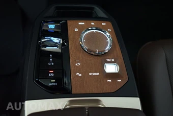 2024 BMW iX Sports Activity Vehicle xDrive50 - miniatura 18
