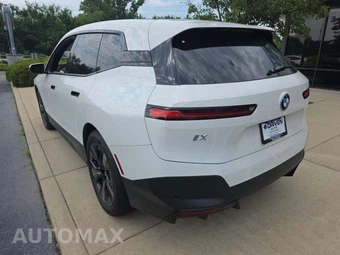 2024 BMW iX Sports Activity Vehicle xDrive50 - miniatura 2