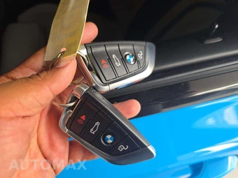 2024 BMW M3 Sedan Competition xDrive – miniatura 8