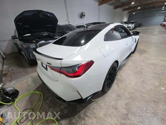 2024 BMW M4 Coupe Competition – miniatura 3