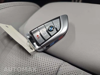 2024 BMW M8 Convertible Competition – miniatura 8