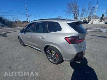 2024 BMW X1 Sports Activity Vehicle M35i - miniatura 2