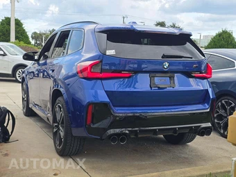 2024 BMW X1 Sports Activity Vehicle M35i - miniatura 3