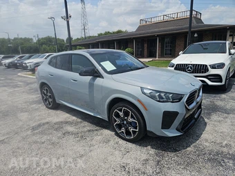 2024 BMW X2 Sports Activity Coupe M35i - miniatura 3