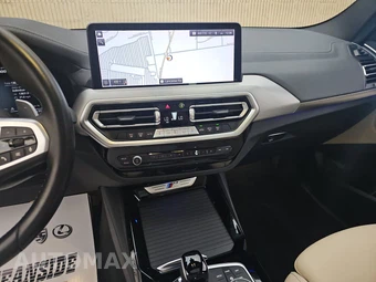 2024 BMW X3 M40i – miniatura 11
