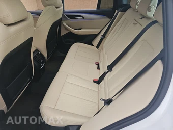 2024 BMW X3 M40i – miniatura 13