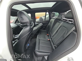 2024 BMW X3 M40i - miniatura 13