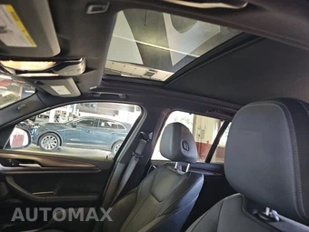 2024 BMW X3 M40i xDrive – miniatura 17