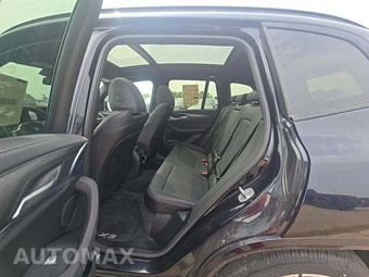 2024 BMW X3 M40i xDrive – miniatura 10