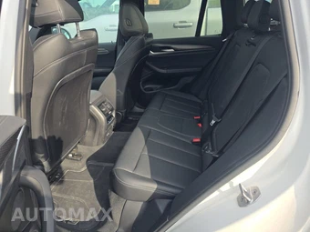 2024 BMW X3 M40i xDrive – miniatura 19