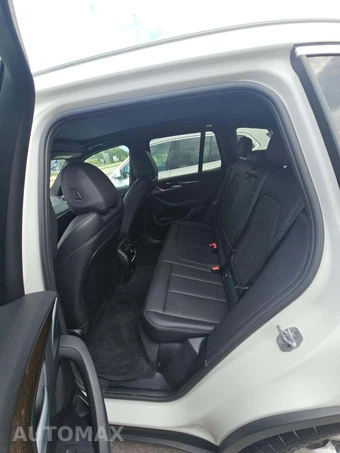 2024 BMW X3 xDrive30i - miniatura 10