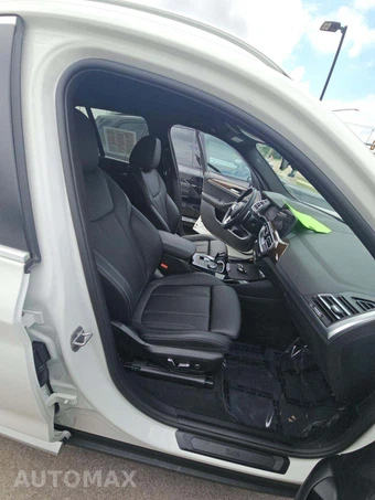 2024 BMW X3 xDrive30i - miniatura 15