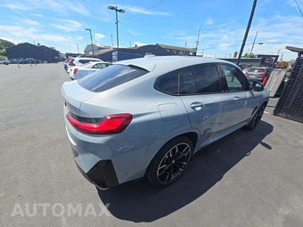 2024 BMW X4 Sports Activity Coupe M40i xDrive - miniatura 3