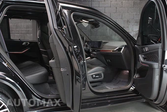 2024 BMW X5 M Sports Activity Vehicle - miniatura 31