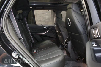 2024 BMW X5 M Sports Activity Vehicle - miniatura 49