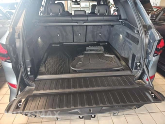 2024 BMW X5 M Sports Activity Vehicle M60i - miniatura 14