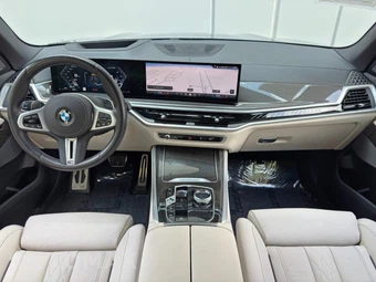 2024 BMW X5 Sports Activity Vehicle M60i xDrive - miniatura 11