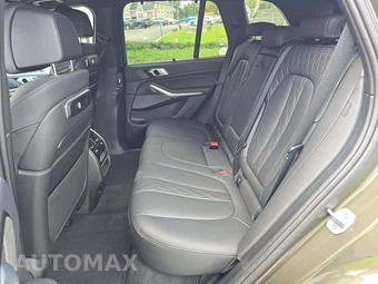 2024 BMW X5 Sports Activity Vehicle M60i xDrive - miniatura 13
