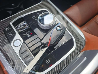 2024 BMW X5 Sports Activity Vehicle M60i xDrive - miniatura 8