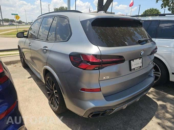 2024 BMW X5 Sports Activity Vehicle M60i xDrive - miniatura 2