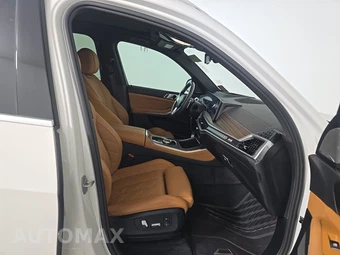 2024 BMW X5 Sports Activity Vehicle xDrive40i - miniatura 8