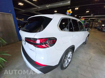 2024 BMW X5 Sports Activity Vehicle xDrive40i - miniatura 3