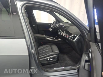 2024 BMW X5 Sports Activity Vehicle xDrive40i M SPORT LINE - miniatura 8