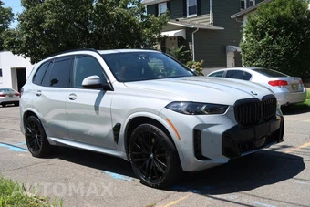 2024 BMW X5 Sports Activity Vehicle xDrive40i M SPORT LINE - miniatura 3