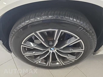2024 BMW X5 Sports Activity Vehicle xDrive40i M SPORT LINE - miniatura 8