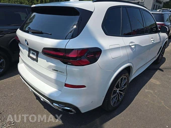 2024 BMW X5 Sports Activity Vehicle xDrive40i M SPORT LINE - miniatura 3