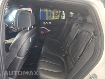 2024 BMW X6 Sports Activity Coupe M60i xDrive - miniatura 13