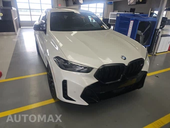 2024 BMW X6 Sports Activity Coupe M60i xDrive - miniatura 3