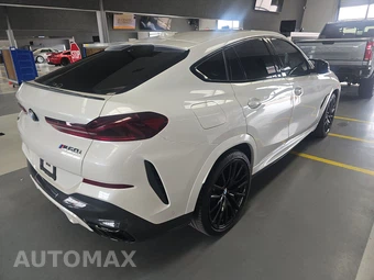2024 BMW X6 Sports Activity Coupe M60i xDrive - miniatura 4