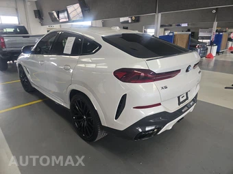 2024 BMW X6 Sports Activity Coupe M60i xDrive - miniatura 6