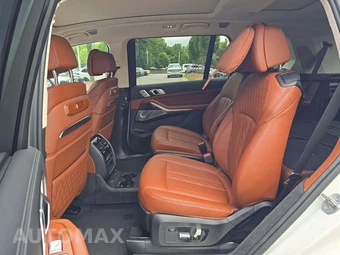 2024 BMW X7 Sports Activity Vehicle ALPINA XB7 - miniatura 13