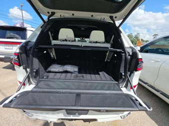2024 BMW X7 Sports Activity Vehicle ALPINA XB7 - miniatura 15