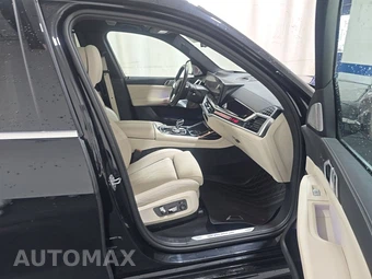2024 BMW X7 Sports Activity Vehicle ALPINA XB7 - miniatura 8