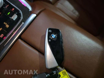 2024 BMW X7 Sports Activity Vehicle ALPINA XB7 - miniatura 8