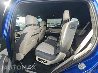 2024 BMW X7 Sports Activity Vehicle ALPINA XB7 - miniatura 13