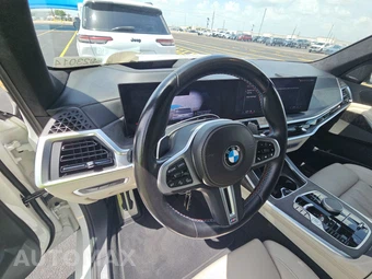 2024 BMW X7 Sports Activity Vehicle M60i – miniatura 11