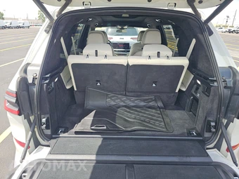 2024 BMW X7 Sports Activity Vehicle M60i – miniatura 17